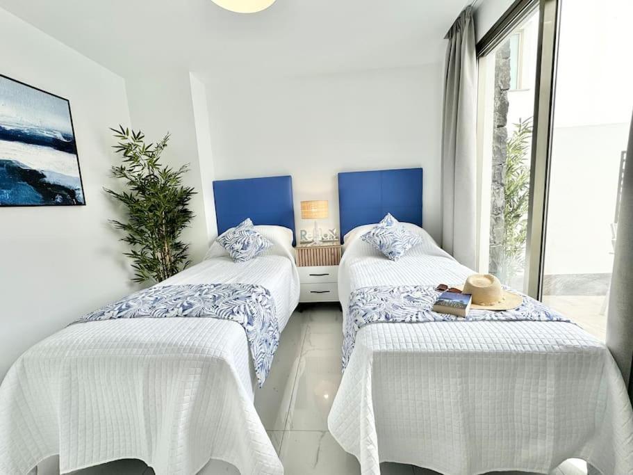 Welcome To Villa Bali A Luxurious Modern Getaway Los Cristianos  Kültér fotó