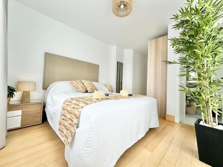 Welcome To Villa Bali A Luxurious Modern Getaway Los Cristianos  Kültér fotó